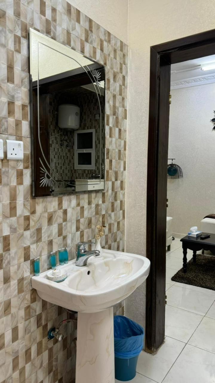 Lavina Hotel Apartments Сакака Екстериор снимка